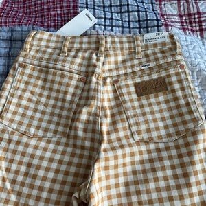 Wrangler Tan and White Checkered Pants